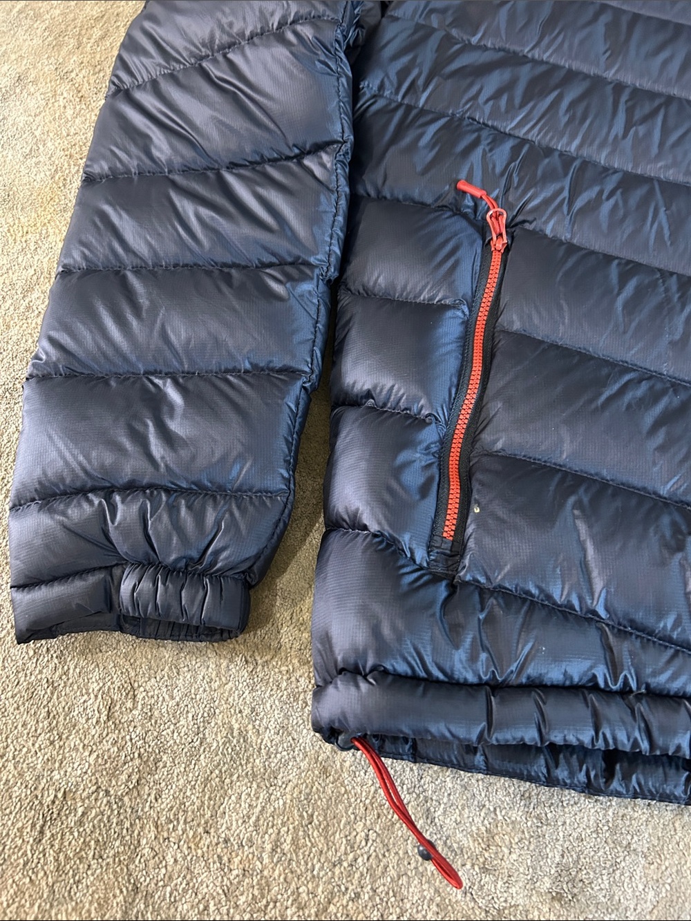 Men’s L.L. Bean Navy Hooded Puffer with Red Trim - Picture 2 of 8